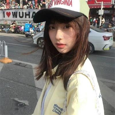 秋霞