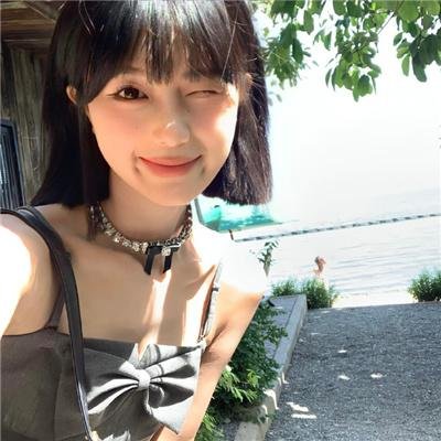 独自夜归的女孩